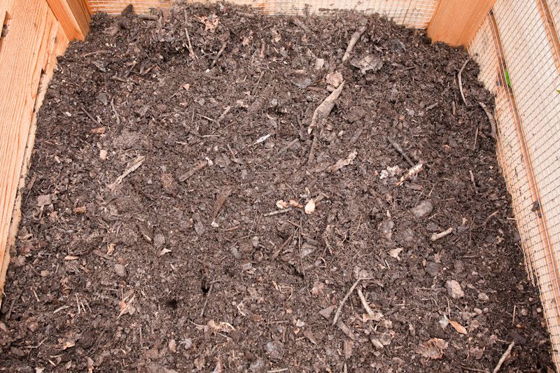 Once you're ready to harvest (as fast as three months or up to a year), you can do the same baggie test as you would use with the worm bin. Take compost from the bottom, place it in a bag for two days and then take a whiff! If it smells bad/like rotting, your compost needs more time. If it smells earthy, then your compost is done!

What can you do with your finished compost? You can fertilize your indoor plants, mix it with potting soil or mix it with soil you're using outside.